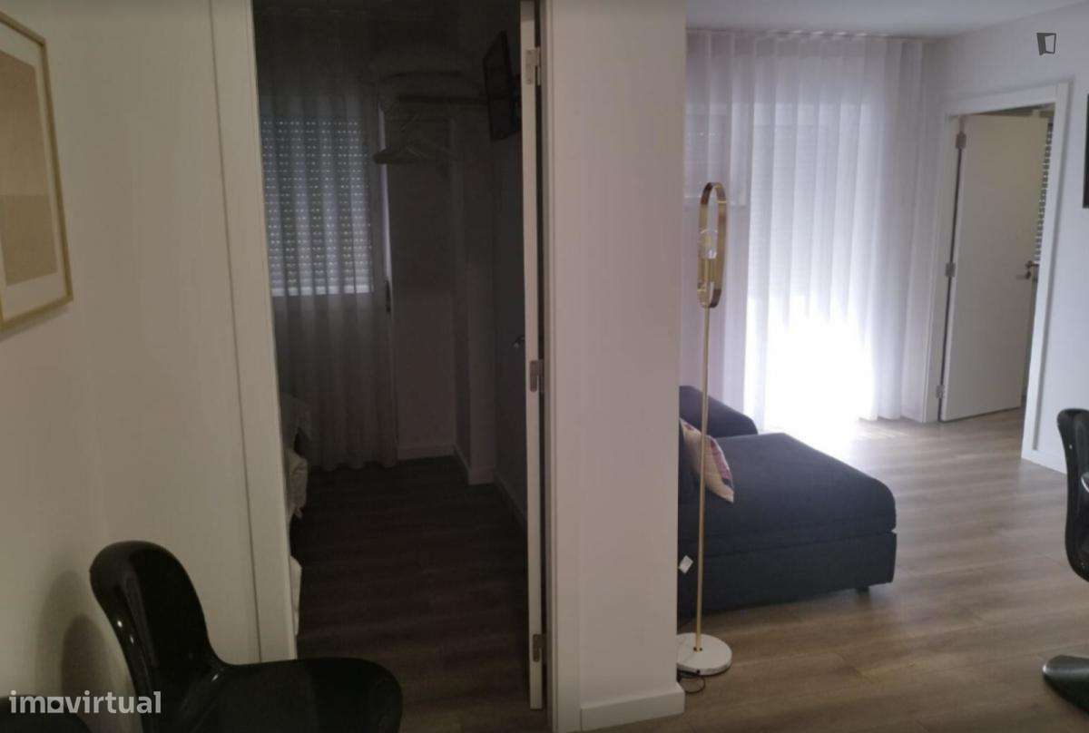 Apartamento com 2 quartos - localizado em Baixa Coimbra - Grande imagem: 2/9