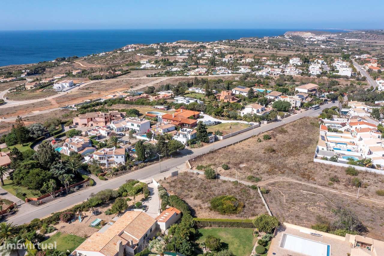 TERRENO URBANO BEM POSICIONADO EM MONTINHOS DA LUZ - Grande imagem: 5/9