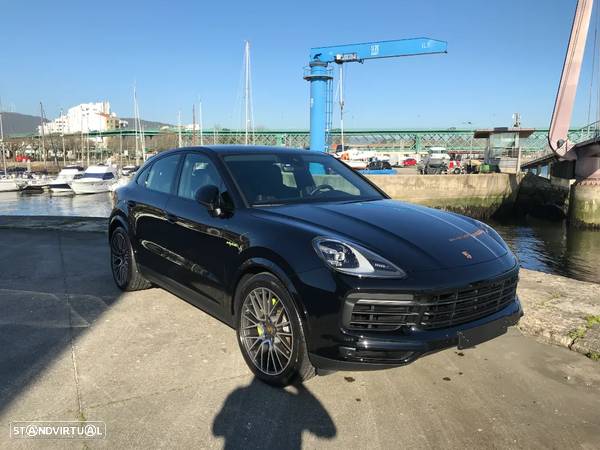 Porsche Cayenne Coupé E-Hybrid - 1