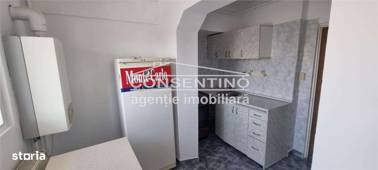 Se vinde gars. conf 1 , decomandata , liber , etj 3 , Centru -Cuza Vod - Imagine principală: 4/10