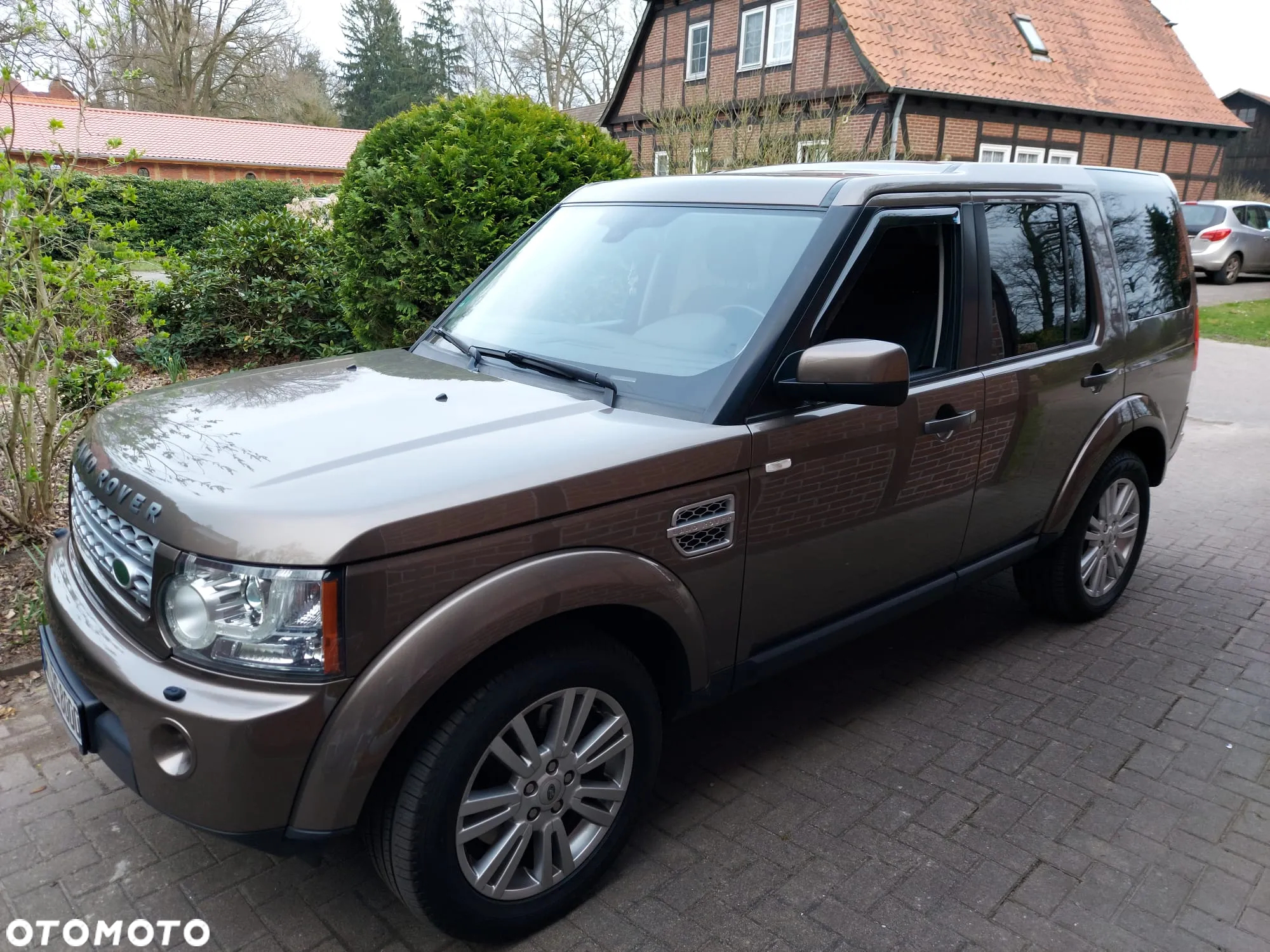 Land Rover Discovery IV 3.0D V6 HSE - 2