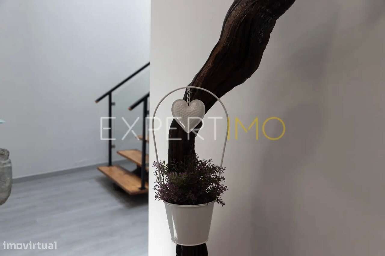 Moradia T5 - Rabal - Parque Natural de Montesinho - Bragança - Grande imagem: 5/18