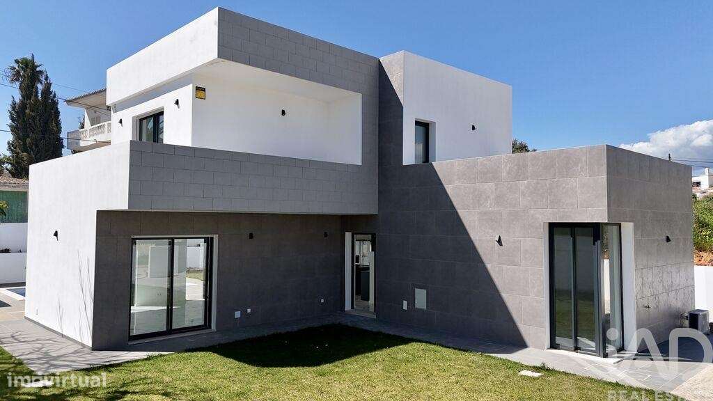 Casa / Villa T3 em São Gonçalo de Lagos de 154 m2 - Grande imagem: 3/33