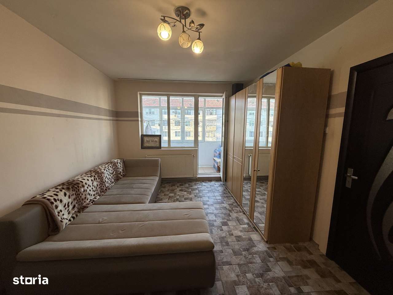 Ap 2 camere 49 mp!- școala centrală Câmpina-0