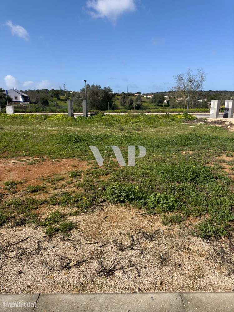 Lote de Terreno Urbano em Zona Residencial Tranquila – Odiáxere - Grande imagem: 5/8