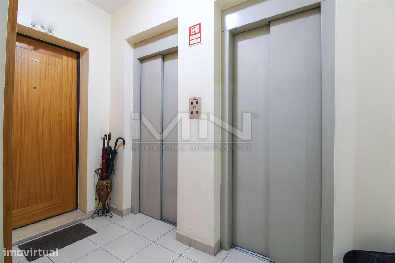 T3 a 5 min do Metro de Santo Ovídio com Garagem Box | Gaia-35
