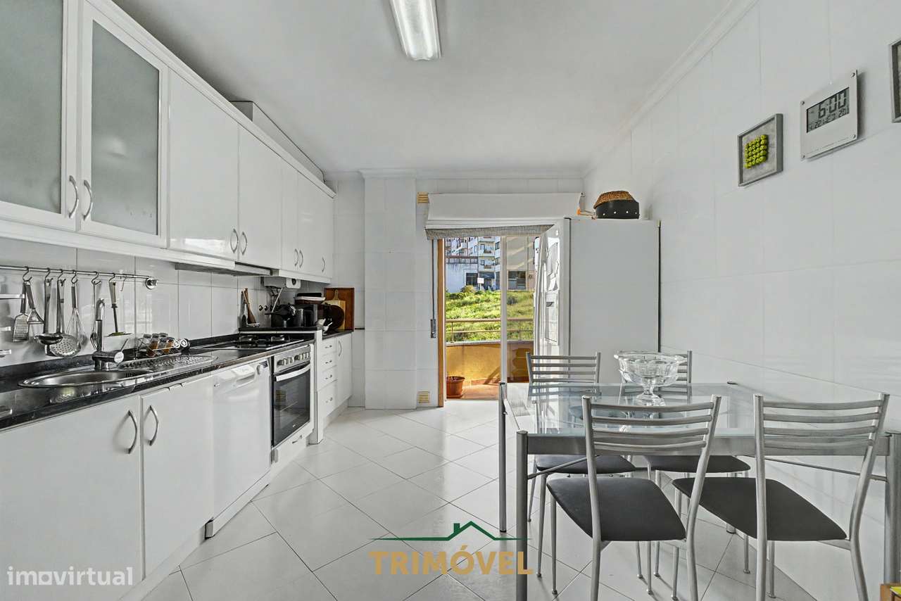 Apartamento T3 com Terraço, São João da Madeira-9