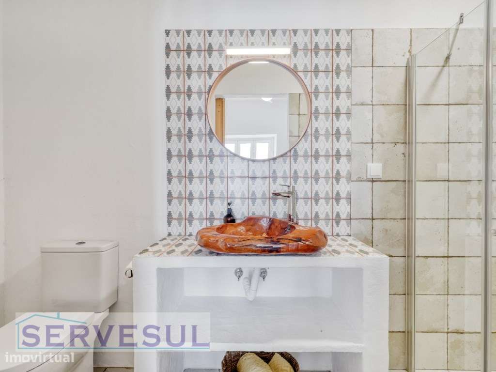 Charmosa Moradia Familiar T3+1 no Campo, inserida num generoso terr...-20