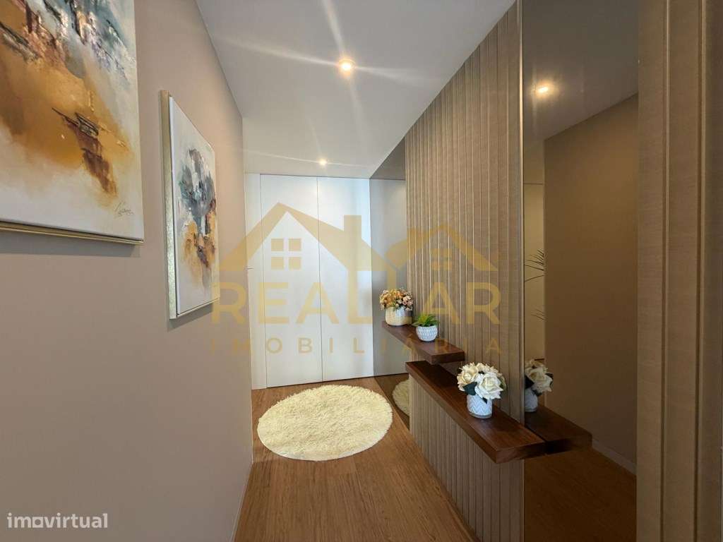 Exclusiva Moradia T4 Semi-Nova com Vista Rio - Condomínio Privado Q...-9
