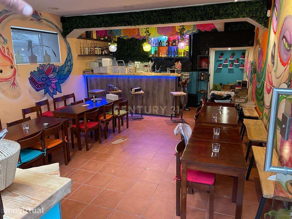 Loja com Extração de Fumos, com Rentabilidade, Alcântara - Grande imagem: 2/9