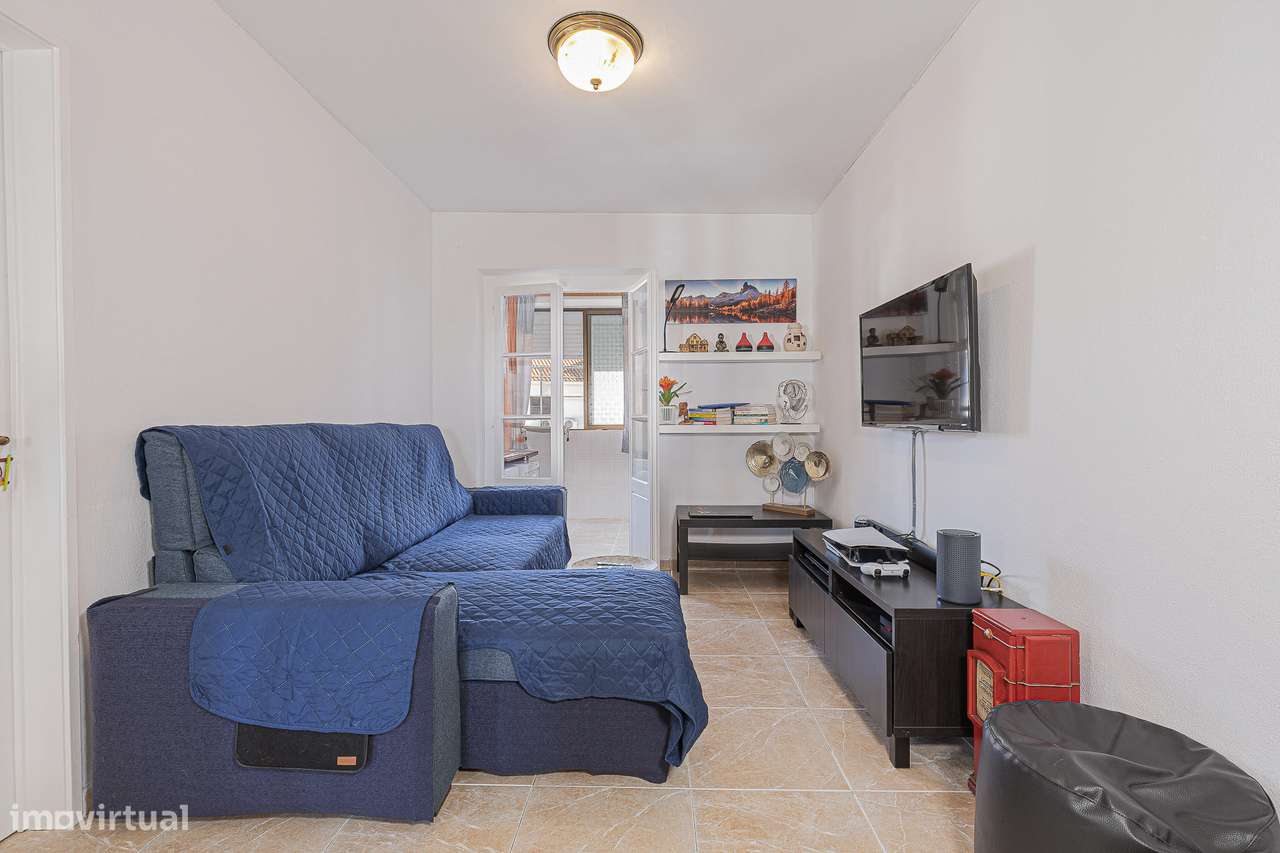 Apartamento de 4 assoalhadas no centro da Moita-5