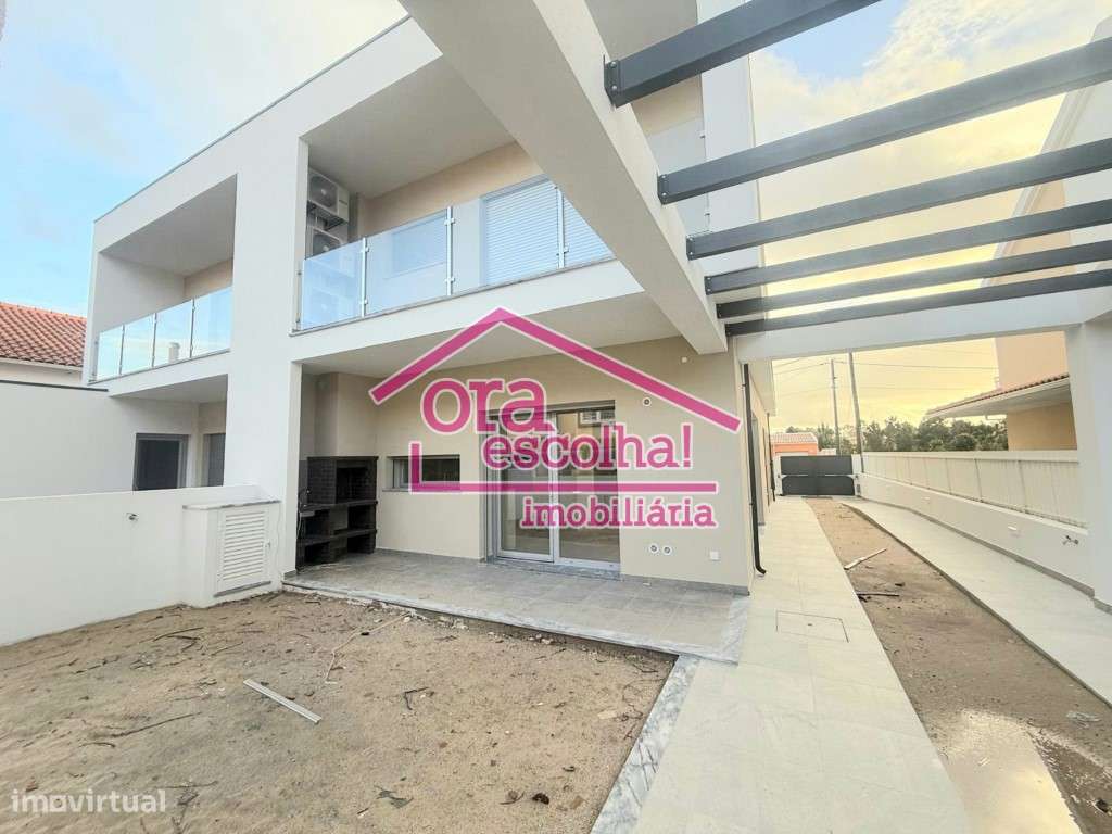 Moradia nova GEMINADA T4 com 2 Suítes e Pérgola no Pinhal do Genera... - Grande imagem: 2/23