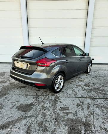 Ford Focus 1.5 TDCi Titanium - 4