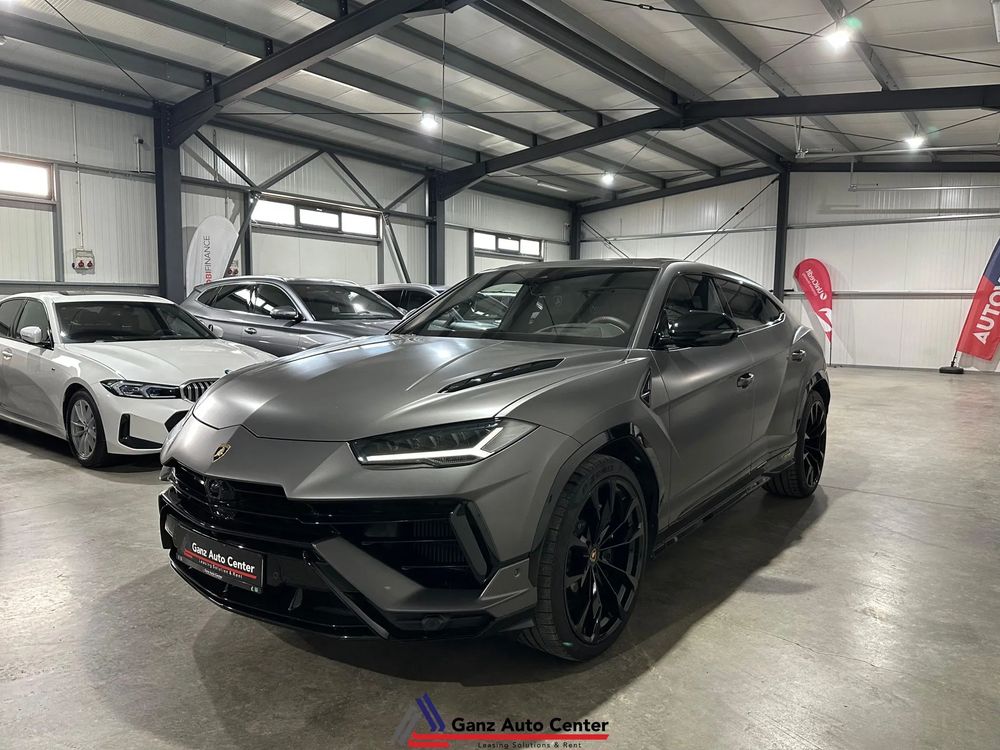 Lamborghini Urus Standard 2024