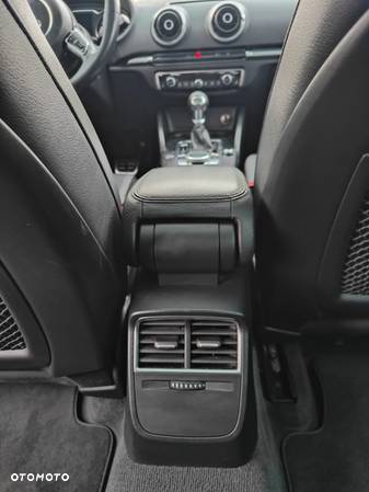 Audi A3 1.8 TFSI Ambition S tronic - 19