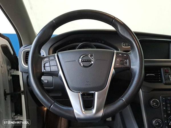 Volvo V40 2.0 D3 Momentum - 12