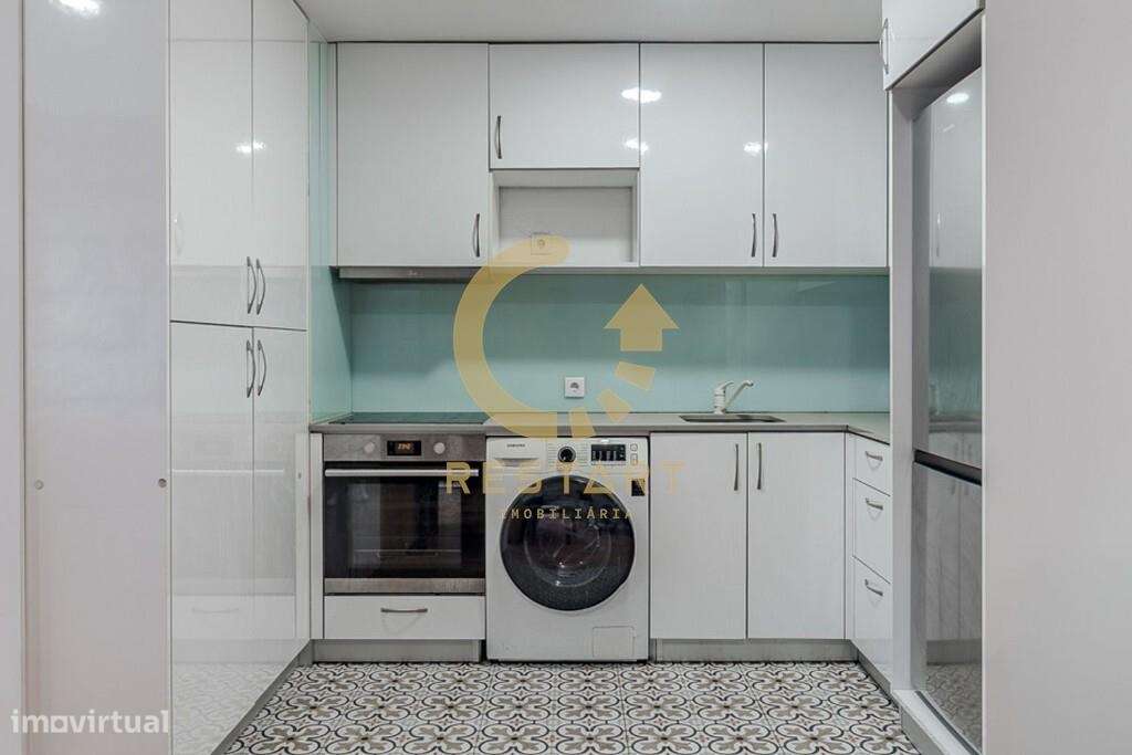 T2  Renovado para venda no Centro do Porto - Grande imagem: 5/25