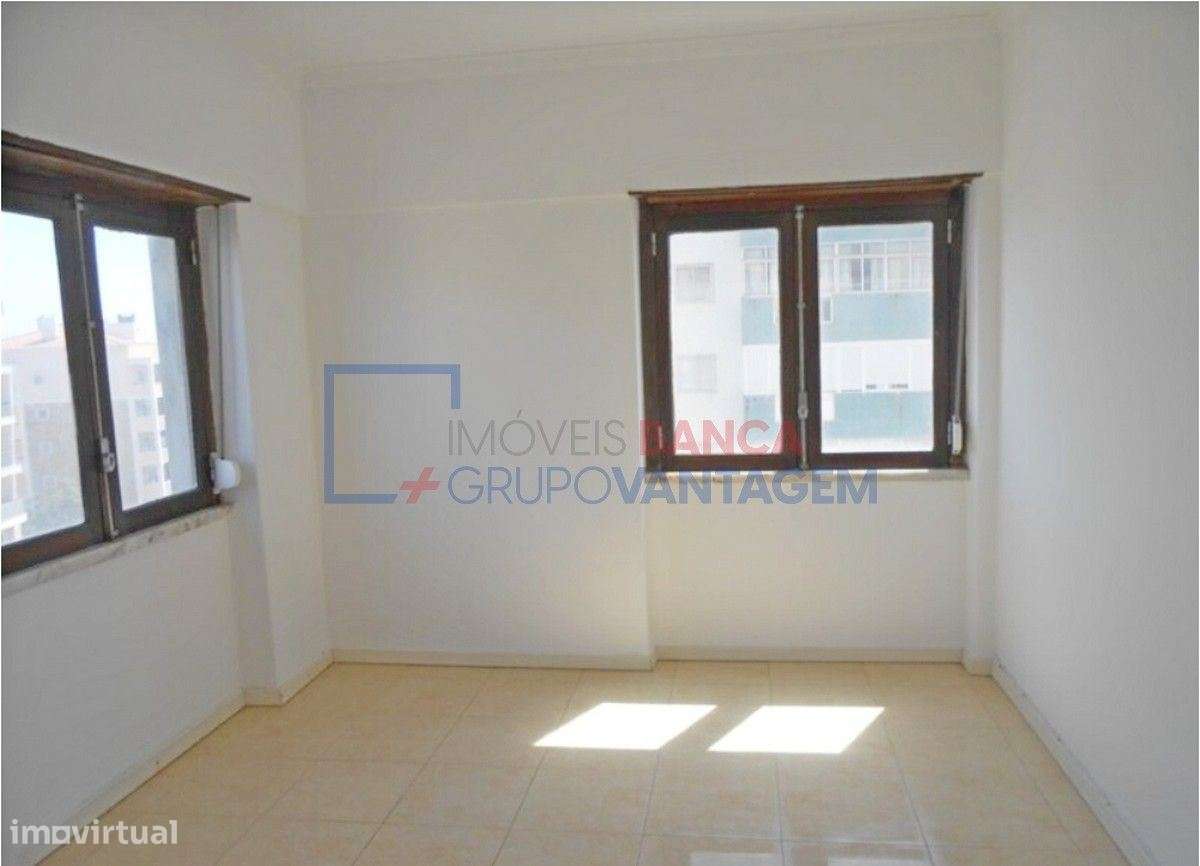 Apartamento T3 Mina de Água - Amadora - Grande imagem: 5/17