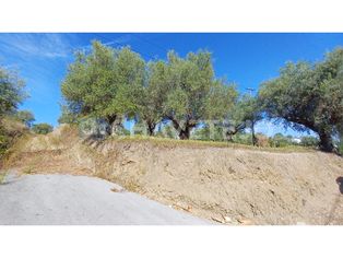 Terreno sem viabilidade de construção, com 5.700m2 e poço...