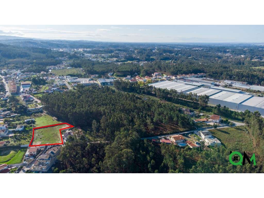 Terreno de 3200m² com projeto aprovado para moradia e anexos em São...-5