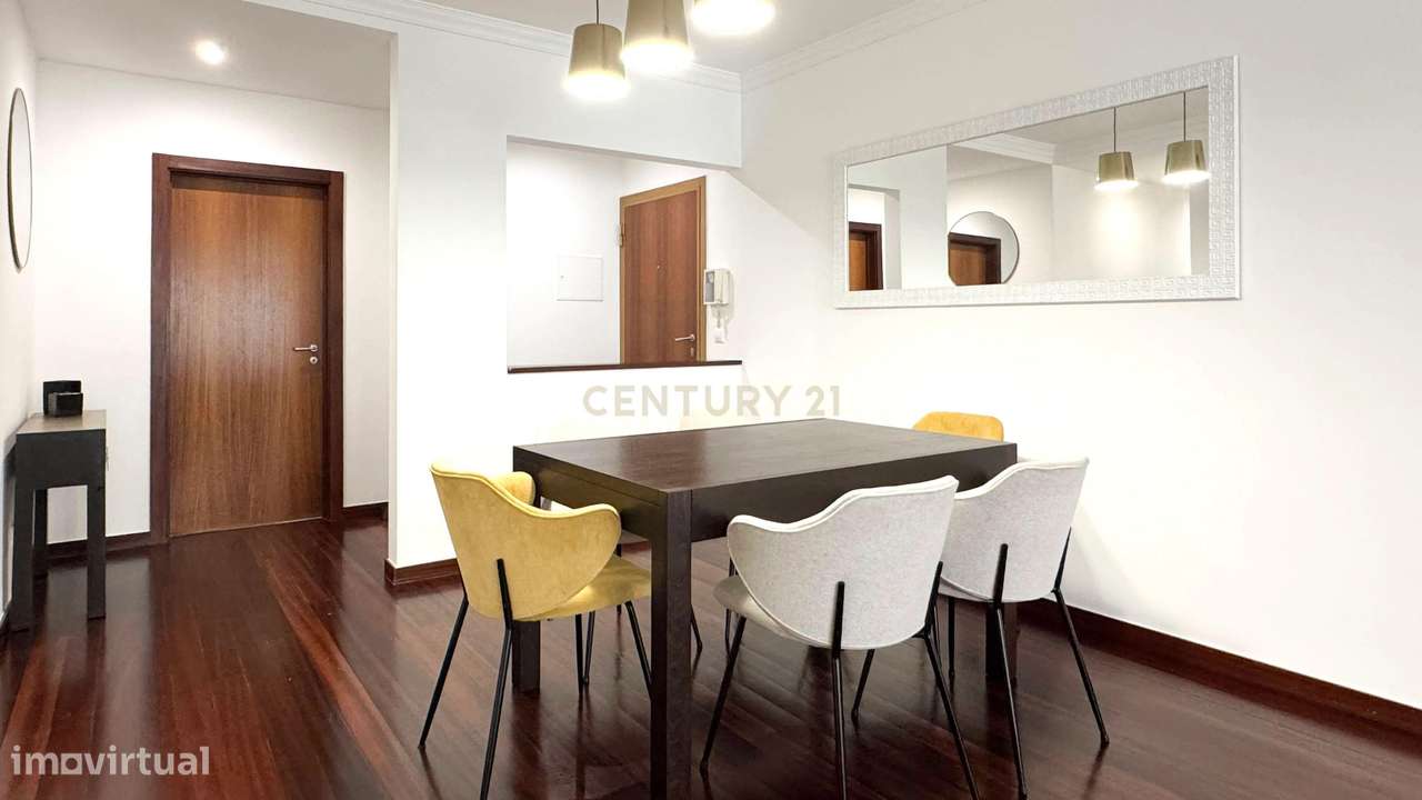 Apartamento T2 em Funchal (São Pedro) com Vista Mar-5