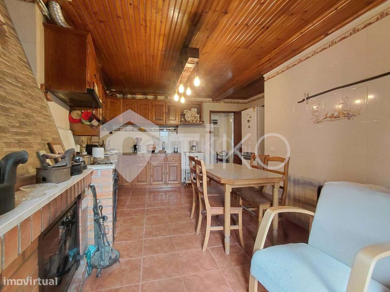 Moradia T5 Tradicional no Centro de Coja  – Ideal para Residência ou T - Grande imagem: 2/29