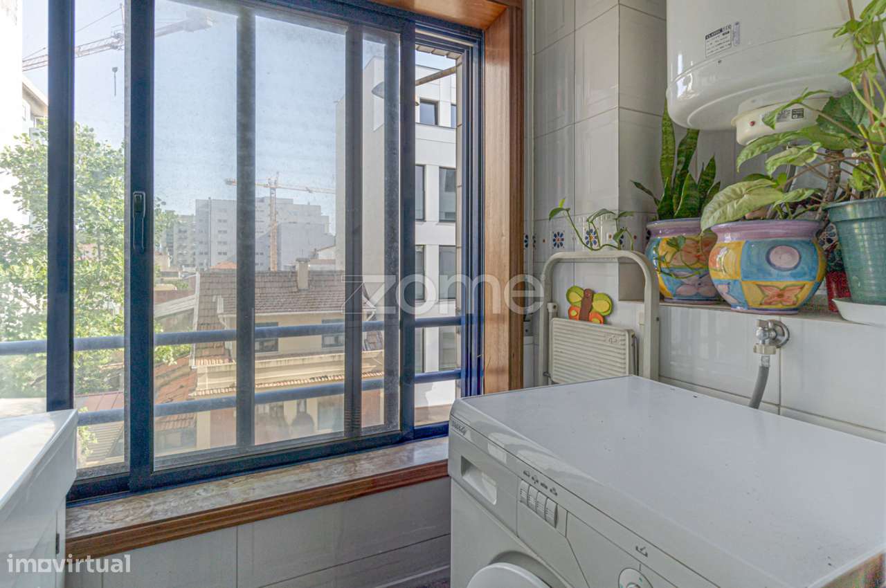 Apartamento T3 com suíte e excelentes áreas no coração de Matosinho... - Grande imagem: 5/34