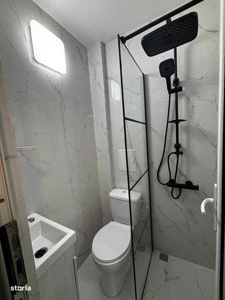 Vand garsoniera moderna, Pitesti et 1, recent renovata. - Imagine principală: 4/8