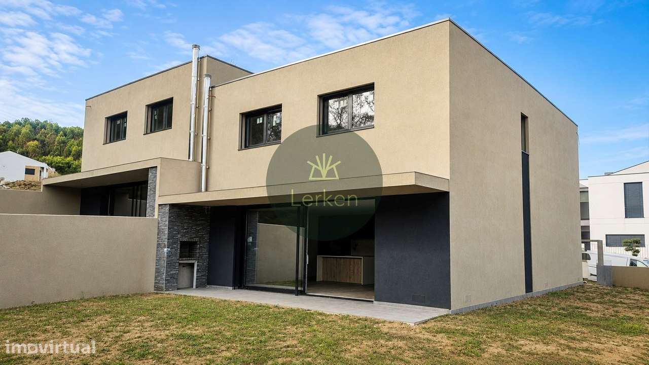 Moradia em Banda T3 Venda em Lanhoso,Póvoa de Lanhoso-11