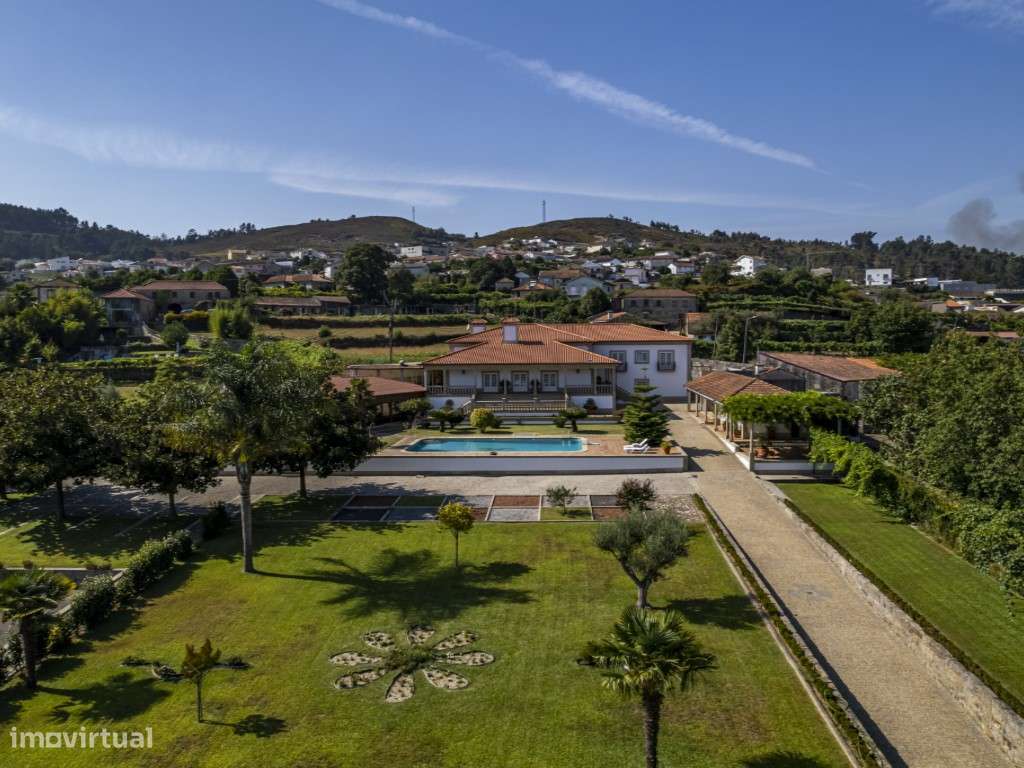 Moradia De Excelencia Com Piscina Em Nevogilde Lousada