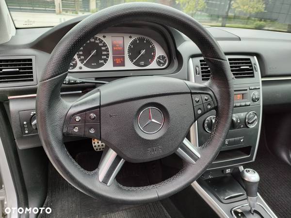 Mercedes-Benz Klasa B 200 Autotronic - 15