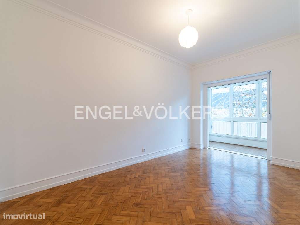 T1 totalmente remodelado nas Avenidas Novas - Grande imagem: 3/25