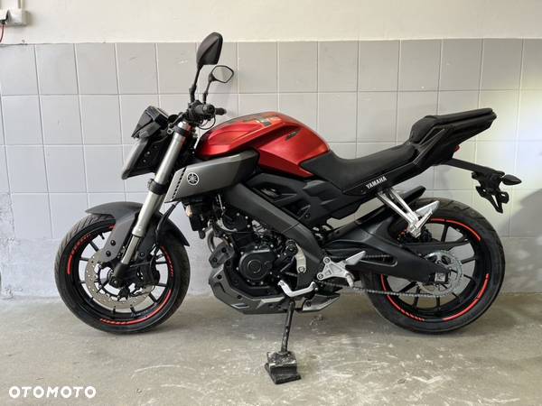 Yamaha MT - 8