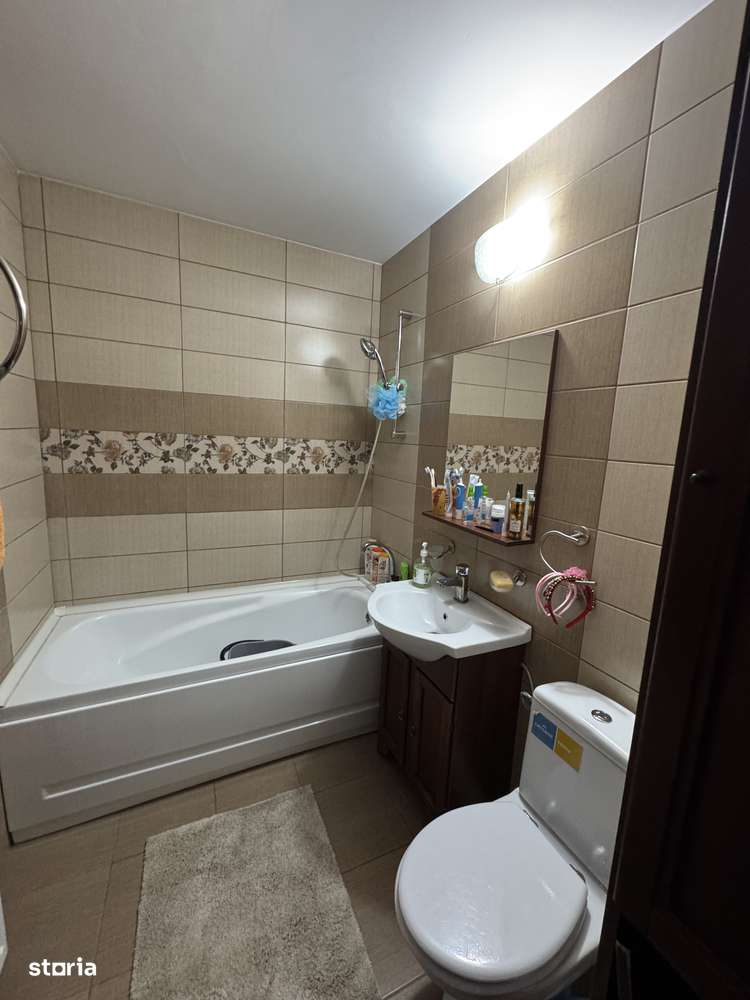 Vand apartament 3 camere decomandat-14