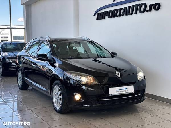 Renault Megane Estate 1.4 TCe Privilege - 1