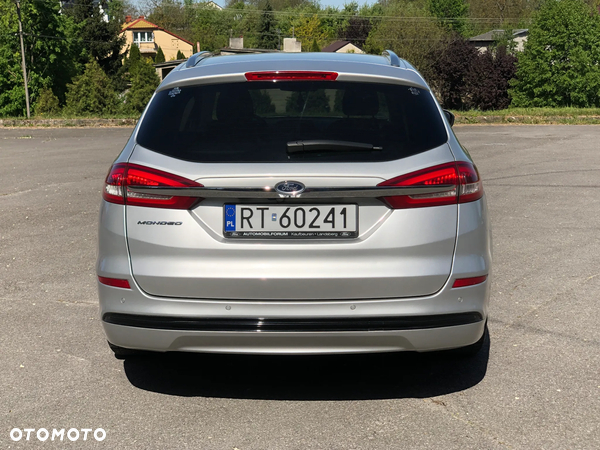 Ford Mondeo Turnier 2.0 Ti-VCT Hybrid Titanium - 11