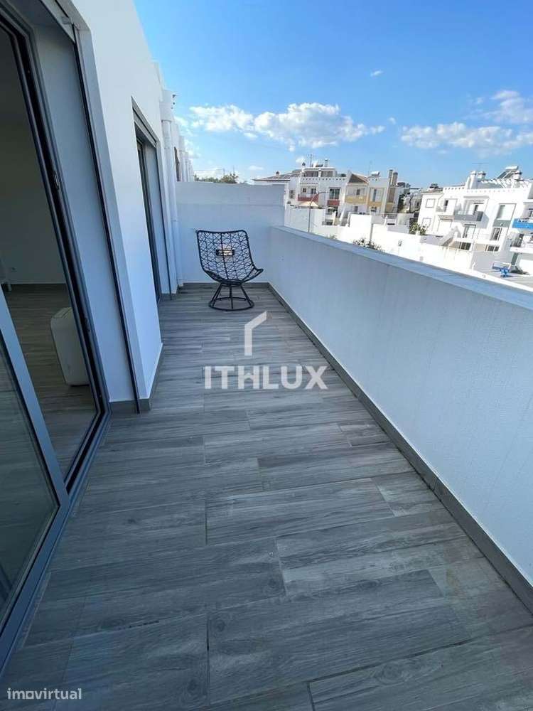 Excepcional Moradia Contemporânea 3+2, em Tavira-28