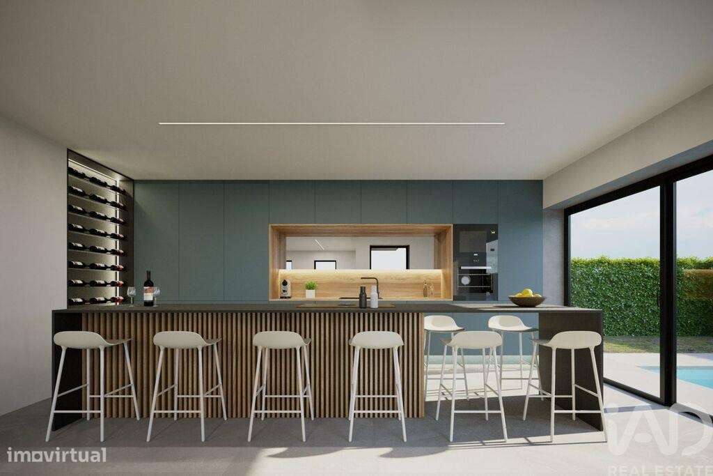 Casa / Villa T4 em Charneca De Caparica E Sobreda de 146,00 m2 - Grande imagem: 5/25