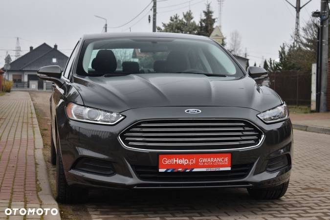 Ford Fusion - 15