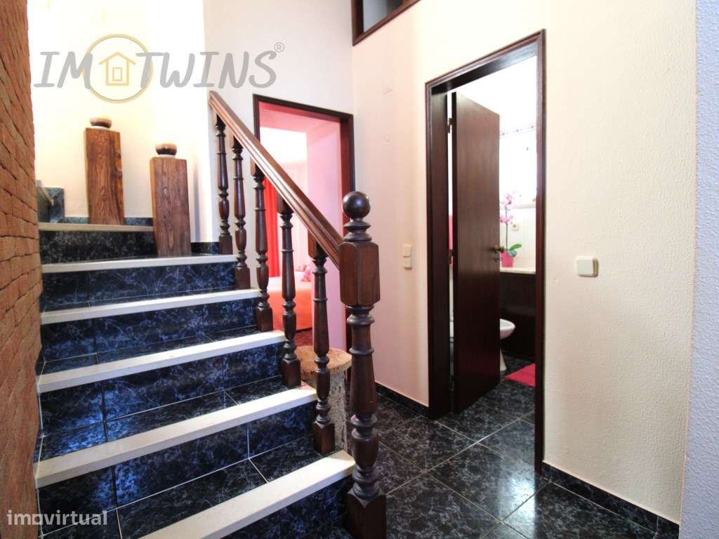 Moradia T4 em Lagos - Urbanização no Clinicato-15