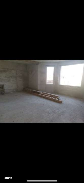 De vanzare casa cu 3 dormitoare, 10 arii de teren,15 ml Front, sat Dec - Imagine principală: 4/10