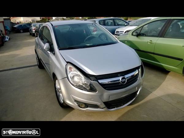 Traseira/Frente/Interior Opel Corsa D 2010 - 1