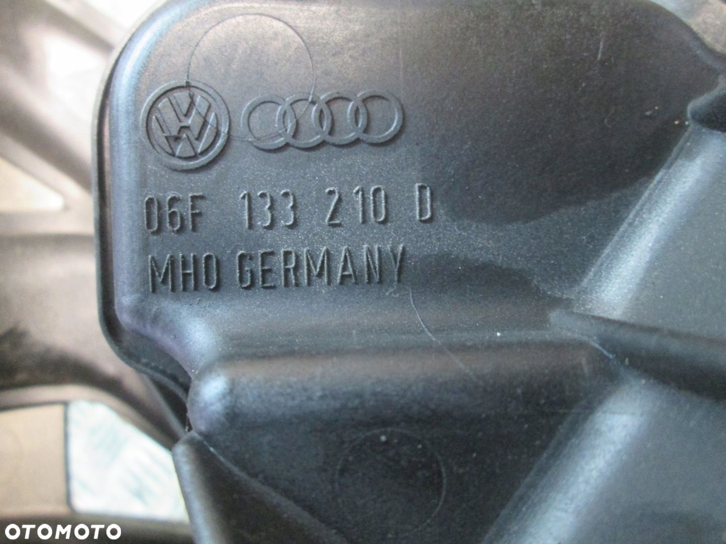 KOLEKTOR SSĄCY VW SEAT AUDI A3 8P 2.0 FSI 06F133210D - 4