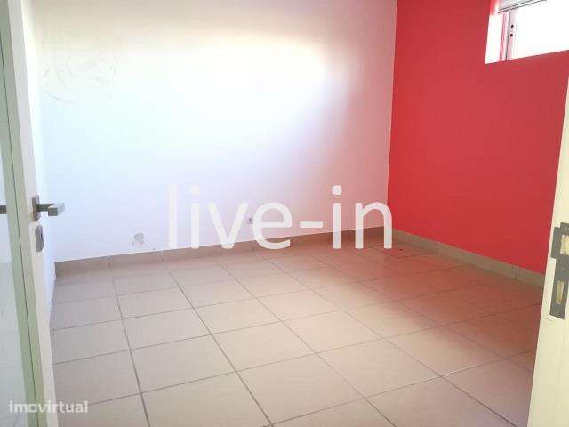 Loja no centro de Aveiro para comércio e serviços - Grande imagem: 2/7