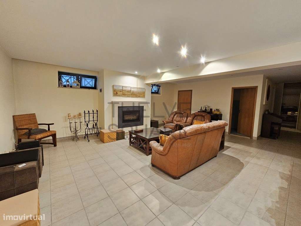 Moradia T5 independente a 5km de Leiria-16