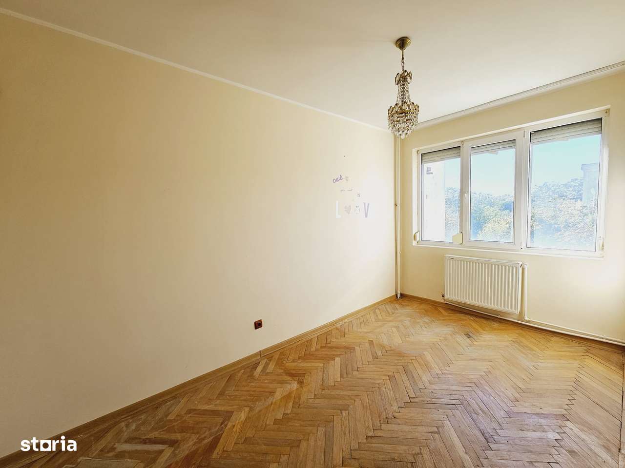 Tiglina 1,  Apartament 3camere, Balcon generos, Etajul 3. - Imagine principală: 3/13