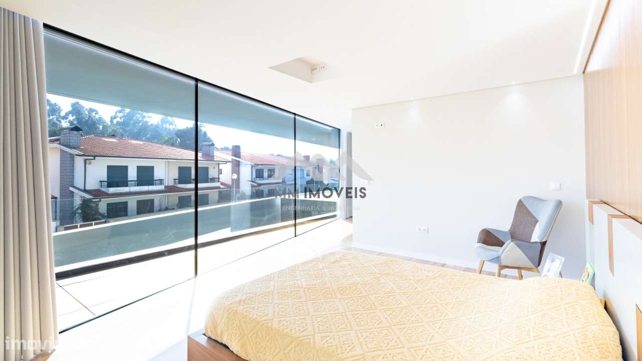 Moradia | T4 | Piscina | Maia-16