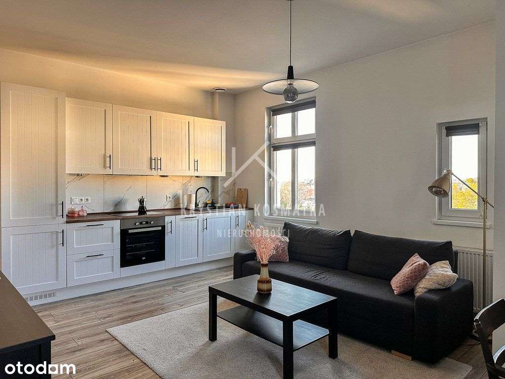 Klimatyczne mieszkanie w kamienicy z wyposażeniem.-0