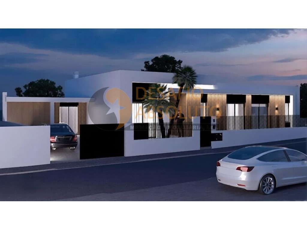 Moradia Isolada Térrea T4, com Piscina e Garagem. Azeitão - Grande imagem: 4/23