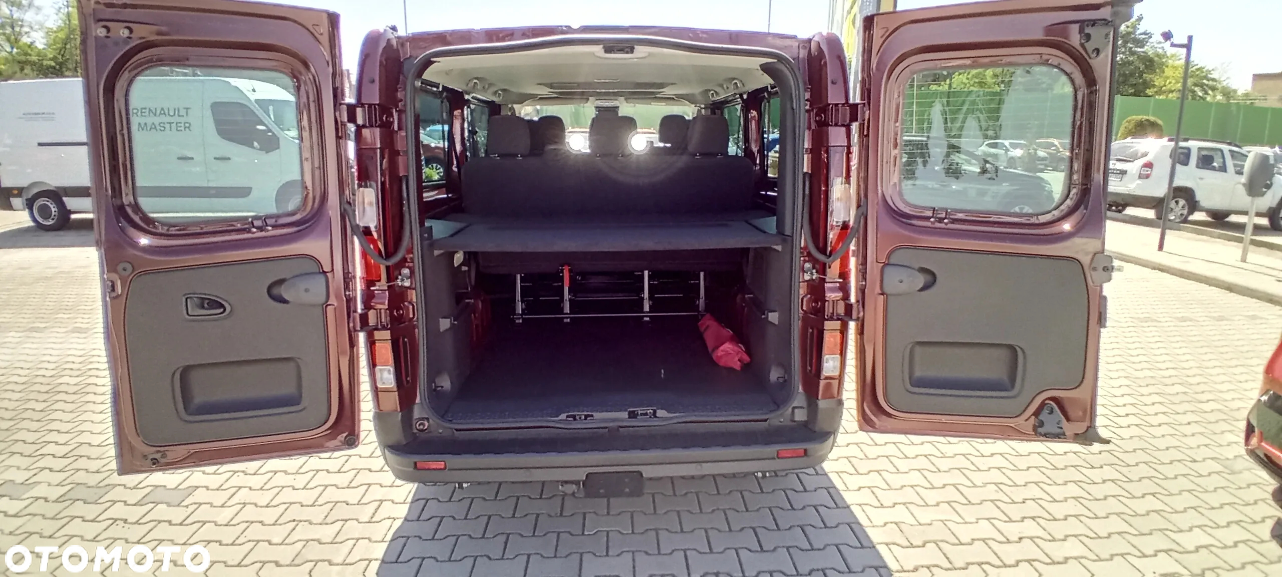 Renault Trafic - 7